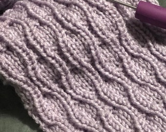 Loom Knitting STITCH PATTERN : Wavy Rib Flat and in the Round with Video Tutorial  | LoomaHat