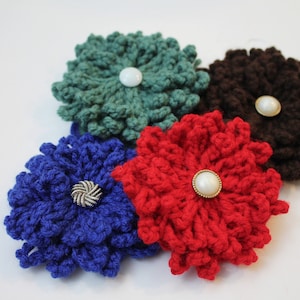 Loom Knitting PATTERNS for Flowers with Step by Step Video Tutorial | the Scarlett Flower Pattern by Loomahat