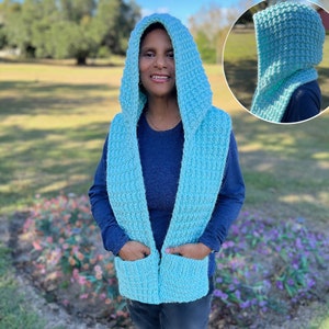 Knitting Looms PATTERNS Scarves |  Hooded Scarf with Pockets use Any Shape, Large Gauge Loom |  Step by Step Video Tutorial by LoomaHat