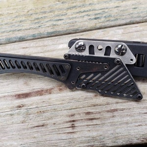 Allzweckmesser Schwarz Oxide Feststehende Klinge Einzigartige Benutzerdefinierte Edelstahlgriff mit Gürtelclip Scheide EDC Geschenk
