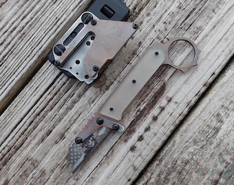 Nóż uniwersalny Teale Designs Tools Karambit Safety Ring Style Fixed Utility Knife – matowy akryl
