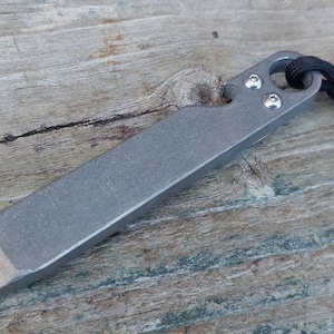Plain Jane TD Titanium Pry Bar - Stonewashed / Flamed Clip
