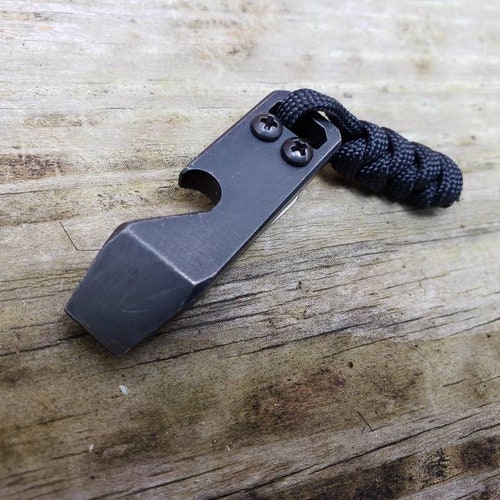 QISVVE Mini EDC Pry Bar - 4-in-1 Keychain Multitool, Stainless Steel Pocket Tool (Grey) - View #14