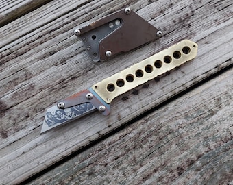 Nóż uniwersalny Teale Designs Tools Fixed Utility Knife – mosiądz płomienisty