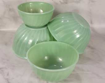 1950's Fire King Jadeite Mixing Bowls — Set of 4 Nesting Bowls Swirl  Pattern — The Butterfly Babe