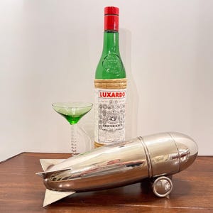 Zeppelin Cocktail Shaker - Etsy