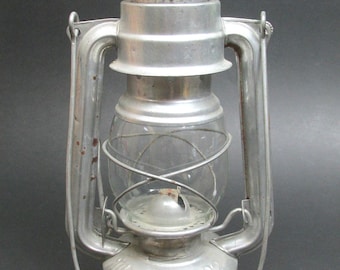 Meva 863 Czechoslovakian Railroad Barn Lantern c1973
