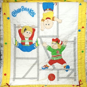 Vintage Cabbage Patch Kids Quilted Nursery Doll Blanket ©1984
