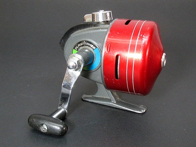 Vintage Playmaker Spincast Fishing Reel by Canadian Tire 