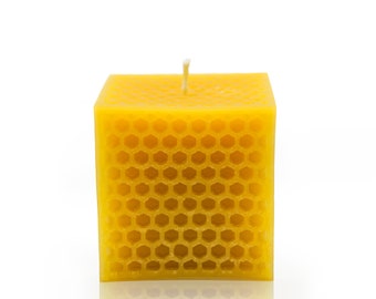 Beeswax Honeycomb Cube Candle (5cm x 5cm)