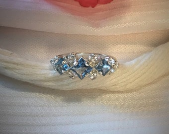 Sparkling Blue Spinel Accented Ring ~ 925 Sterling Silver ~ Size 7