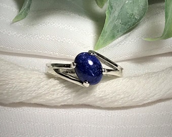 Lovely Solitaire Lapis Ring ~ 925 Sterling Silver ~ Size 6.5