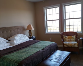 Custom Bed Scarf - Bed Runner - King Size - Woodsy.