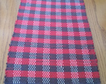 Dresser or Table Runner. Red/Brown Plaid. #14C3