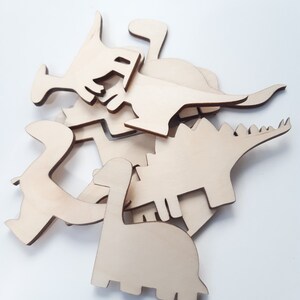 Set van 10 houten dinosaurus cut outs (Kids Ambachten, Versieringen, Scrap Booking, Card Making, Arts Crafts)