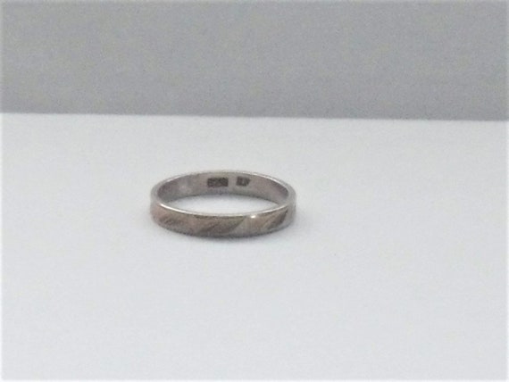Sterling Silver Grooved Pattern Ring - image 3