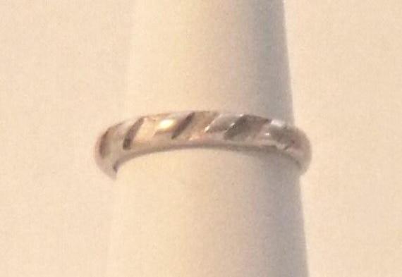 Sterling Silver Groove Pattern Ring - image 2