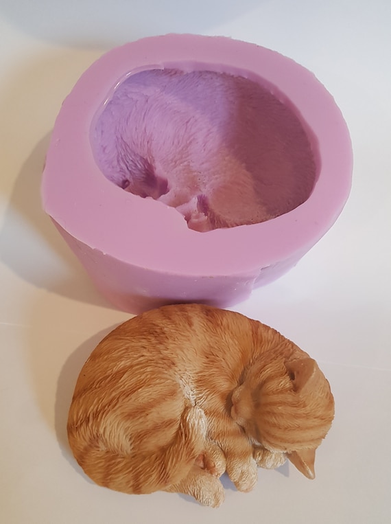 Emlems Sleeping Cat 3d Food Safe Silicone Mould for Cake Toppers