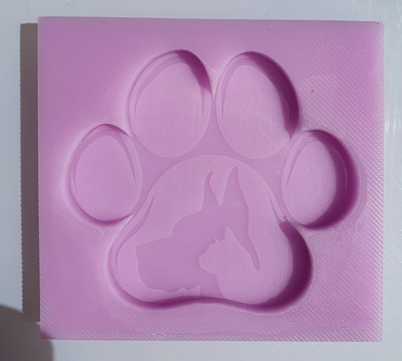 Basics Silicone Mould with Puppy Dog Paw Shape 