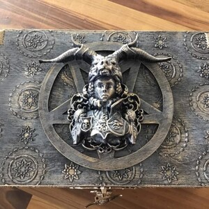 Emlems Wolf Woman Iron Lady warrior warewolf Silicone Mould for resin, concrete, clay, plaster, food safe and much more image 3