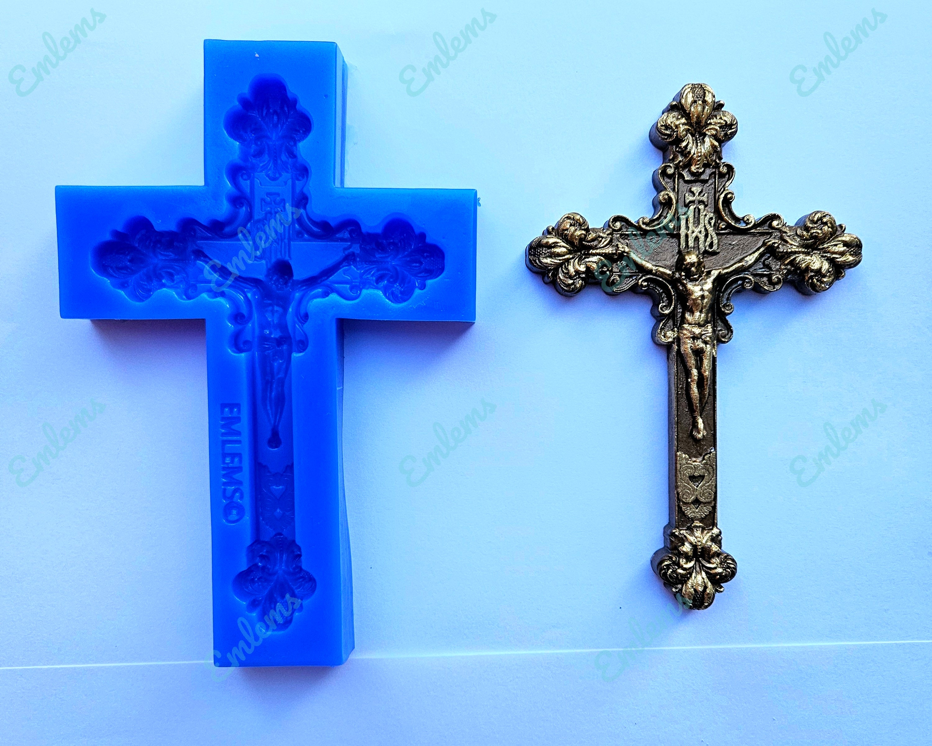 Croce da collo in polimero effetto maiolica 'Ricordo della Cresima' con