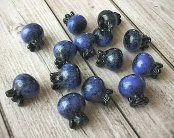 10 pcs  Blueberry berry Beads,Handmade Glass Lampwork Beads,beads for jewelry,glass fruits, Realistic glass lampwork bead Murano glass