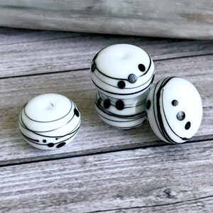 2 pcs+ White  black  beads  handmade modern lampwork glass classiс  bead