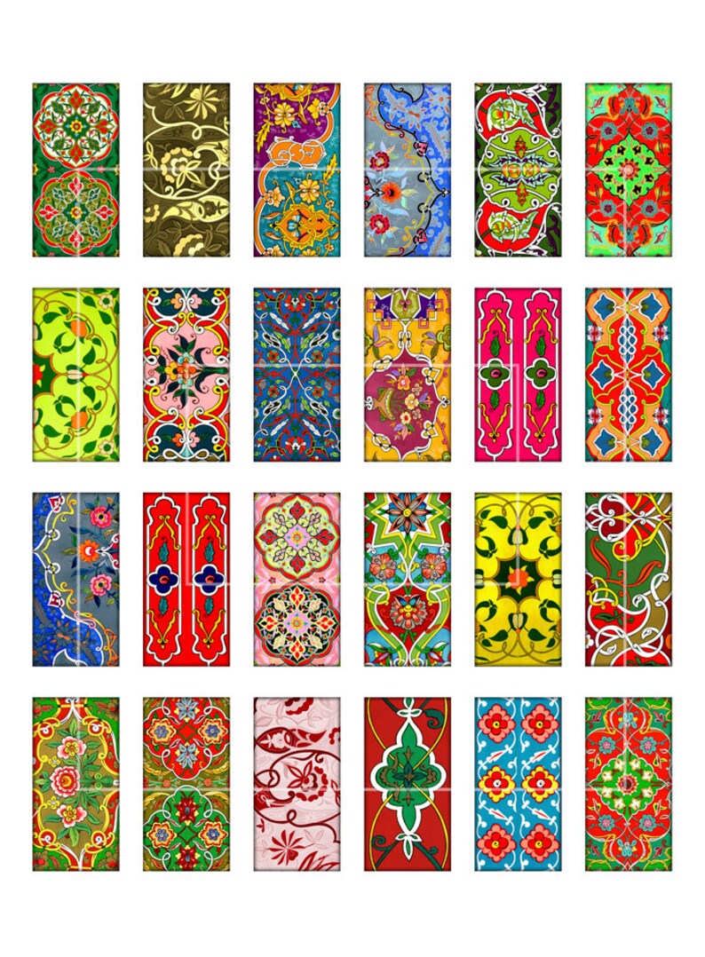 Op de afbeelding: Een verzameling rechthoekige tegels met ingewikkelde bloemen- en geometrische patronen in verschillende kleuren. De ontwerpen omvatten rood, groen, blauw, geel en oranje, met gedetailleerde symmetrische arrangementen.