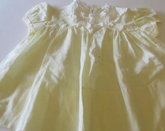 Vintage Pastel Yellow 1950's Baby Dress 12 Month Floral Accents, Ruffled Neckline With Buttons