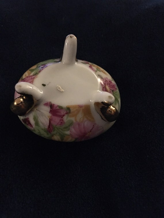 Small Delicate Porcelain Trinket Box With Floral … - image 2