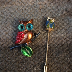Two Vintage Owl Pins Whimsical Bird Jewelry