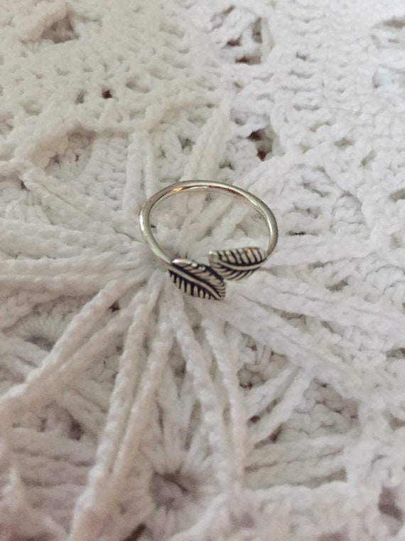 Leaf Pattern 925 Ring Size Six On Ring Sizer Fash… - image 3