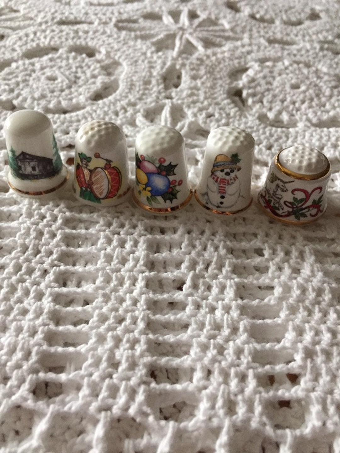 Fine Bone China Thimbles Winter Theme Collectibles Lot Made in England