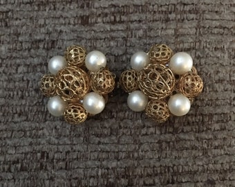 Vintage Clip On Earrings Gold Beads and Faux Pearls