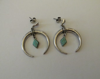Vintage Silver Tone & Turquoise Accent Pierced Earrings Retro Jewelry Dangle Drop Earrings