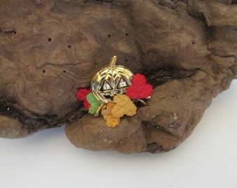 Goldtone Pumpkin Pin with Fall Multi Color Leaves