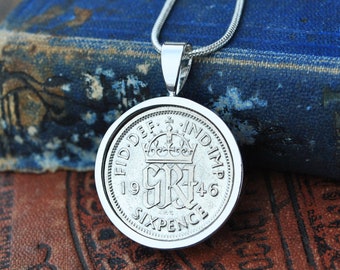 GiftJewelryShop Bronze Retro Style Neuschwanstein Castle Mist Dawn Heart Shaped Pendant Charm Necklaces GiftJewelryShop Bronze Retro Style Neuschwanstein Castle Mist Dawn Heart Shaped Pendant Charm Necklaces