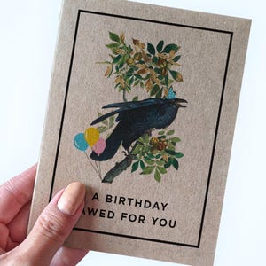 Carte d'anniversaire corbeau, un cadeau d'anniversaire pour vous, carte d'anniversaire oiseau, carte d'anniversaire mignonne, carte d'anniversaire jeu de mots oiseau pour maman, carte d'anniversaire amusante