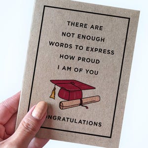 Carte de félicitations pour l'obtention du diplôme, il n'y a pas assez de mots pour exprimer à quel point je suis fier de vous, belle carte de fin d'études, jolie carte de remise des diplômes