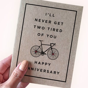 Carte d'anniversaire de jeu de mots de passe-temps cycliste - I'll Never Get Two Fated of You - Joyeux anniversaire - Carte d'anniversaire de jeu de mots de cyclisme - Anniversaire amusant