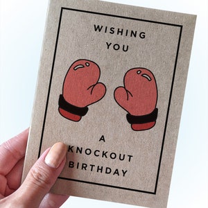 Carte d'anniversaire boxe - Je vous souhaite un anniversaire à élimination directe - Anniversaire MMA - Carte d'anniversaire amusante - Carte de voeux A2 - Carte kraft recyclée