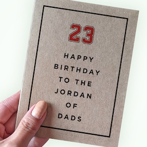 Carte d'anniversaire de fan de basket-ball - joyeux anniversaire au Jourdain des papas - maris - petits amis - carte d'anniversaire de basket-ball - format A2