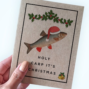 Carte de Noël calembour poisson - carpe sacrée c'est Noël - carte de Noël amusante pour les membres de la famille et les amis - carte de vœux amusante