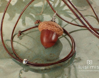 ACORN necklace, natural jewelry, acorn hat leather strap, forest elf jewelry, hippie, boho, wooden necklace, unisex natural necklace, gift for him, forest fairy