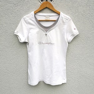 Vintage Champion White Tee – Women’s Large Short Sleeve Athletic Top