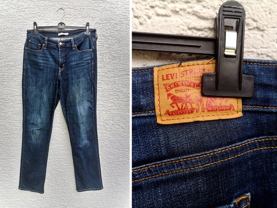 Vintage LEVIS 414 Classic Straight Jeans Women's Dark Blue Levi