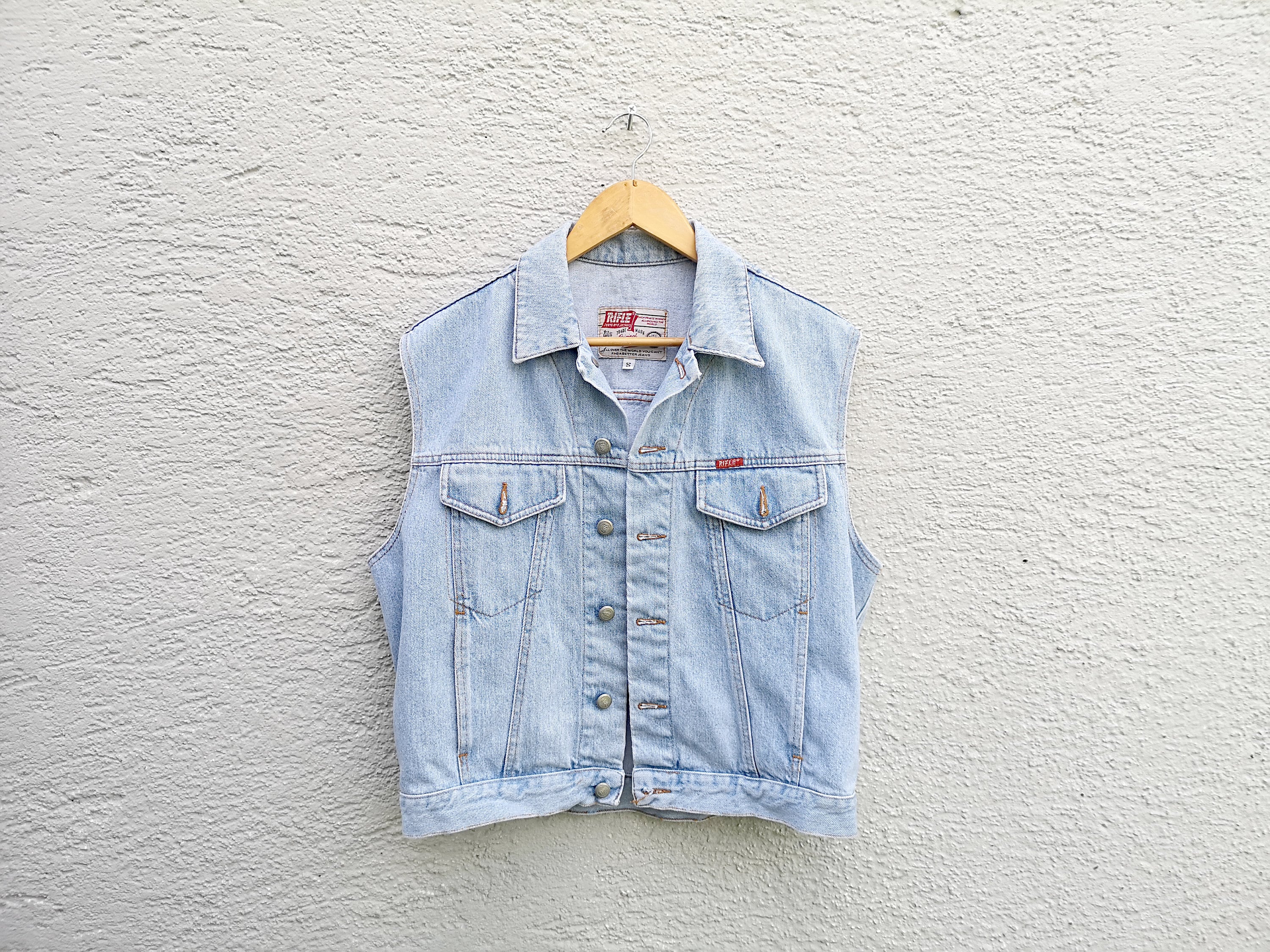 Buy Bewakoof Blue Cotton Denim Jacket for Women Online @ Tata CLiQ