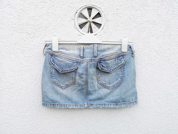 Women's Vintage 90s Distressed Denim Jeans Mini S… - image 2
