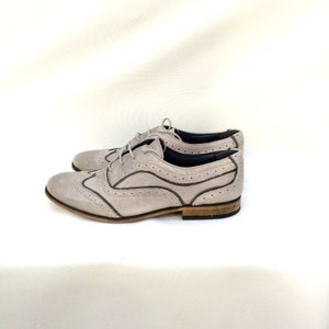 Vintage Lace up Oxford Brogues in Ecru Beige , Faux Leather Shoes for Women size  US 8.5,  EU 40