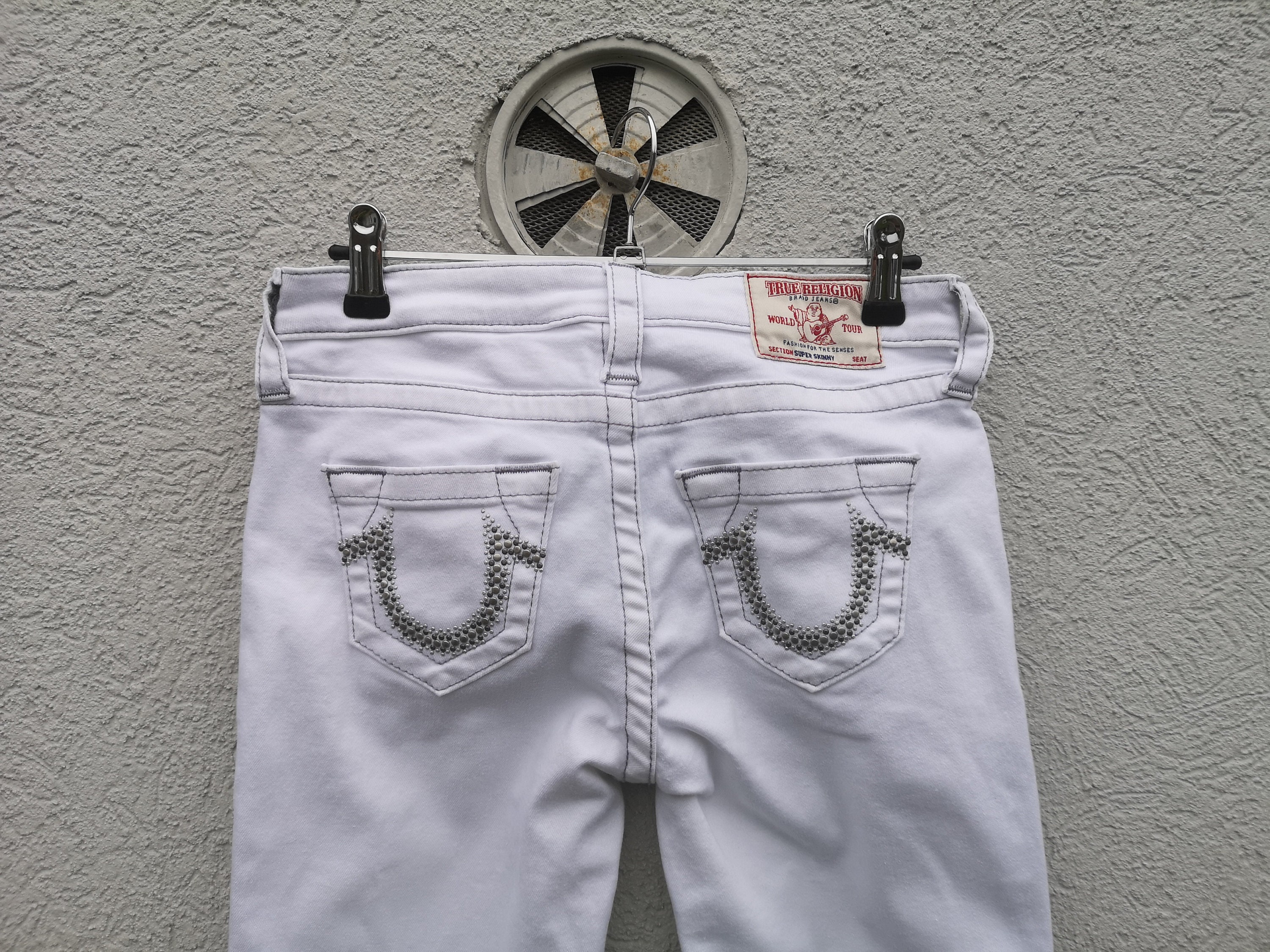 TRUE RELIGION ホワイトジーンズ　25 Amazon | True Religion メンズ Ricky Sn Nf 股下32インチ